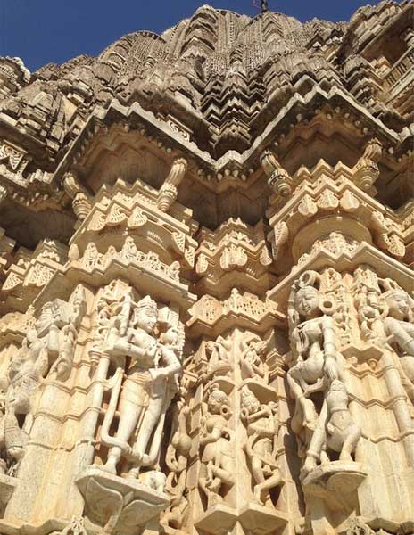 Udaipur's fine art carved on the walls of the fort